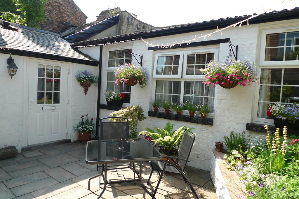Courtyard Cottage Knaresborough Eksteriør bilde